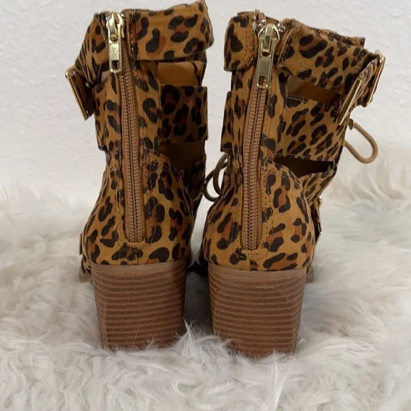 Zigi Soho Womens Bucklie Booties Size 8 - Picture 4 of 12